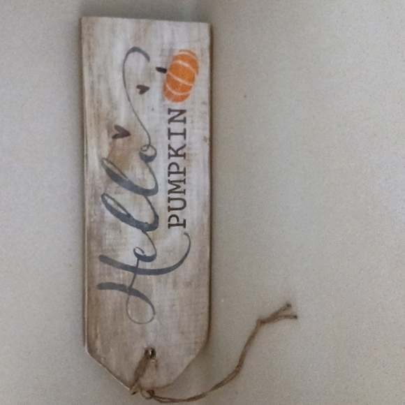 HELLO PUMPKIN SIGN - Picture 1 of 4